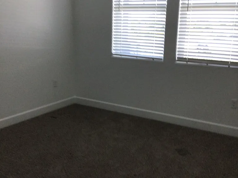2901 Sand Hills Ave — Photo 23