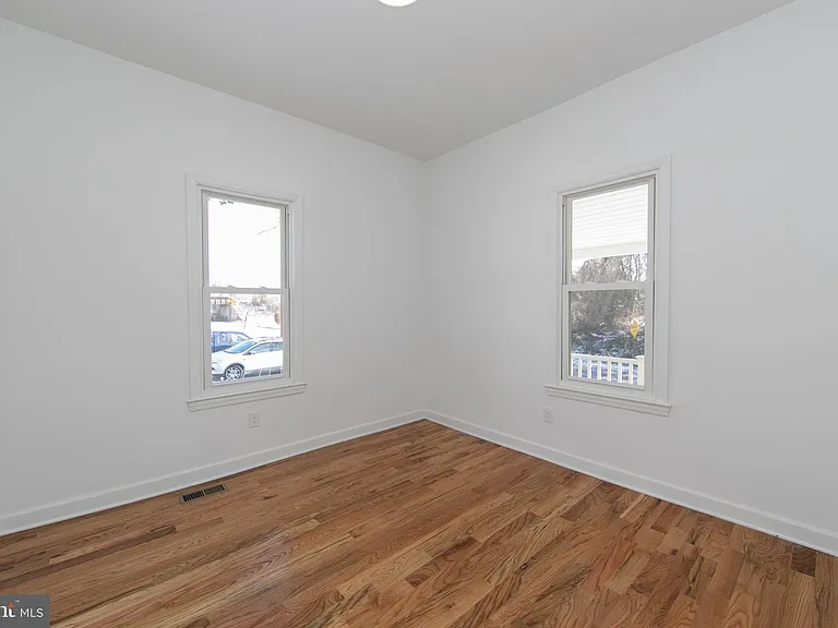 117 W Nicholson Rd — Photo 19