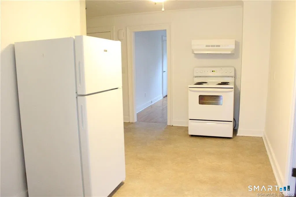 1 bed, 1.0 bath, 700 sqft, $825 — Photo 3