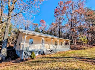 973 Henry Nix Rd, Cleveland, GA 30528