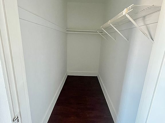 5th image of 216 5th Ave N #1B-1Ba-675Sqft