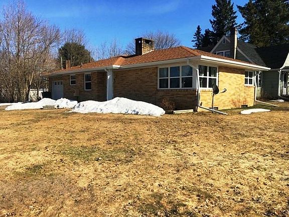 2nd image of 775 6th St S