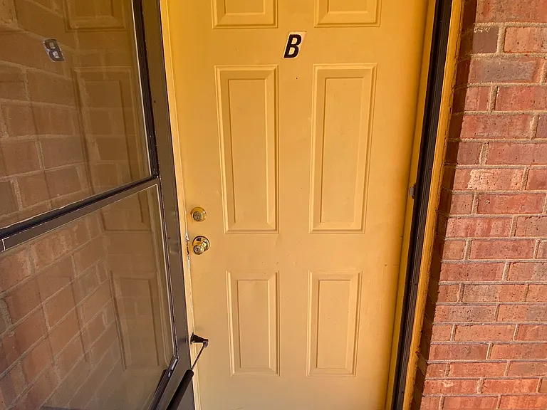 129 Tanglewood Dr #B — Photo 5