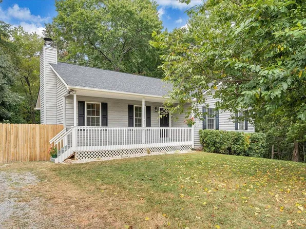1185 Virginia Woods Dr, Moneta, VA 24121
