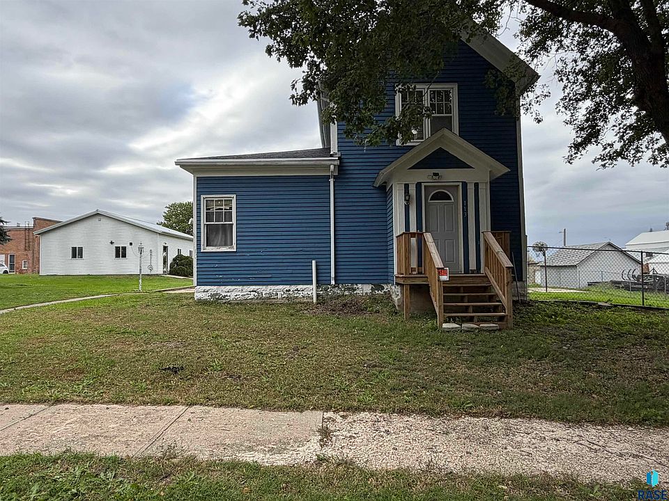 1st image of 113 Nevada Ave