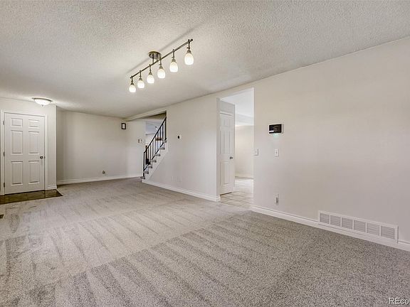 5th image of 9295 Clermont Drive