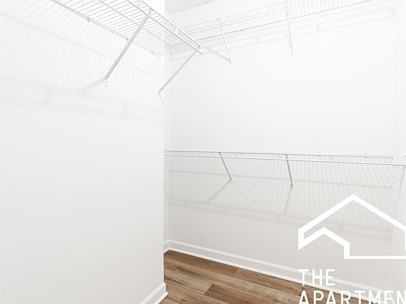 5th image of 730 N Rush St #2608