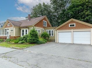 44 Fairview St, Fitchburg, MA 01420