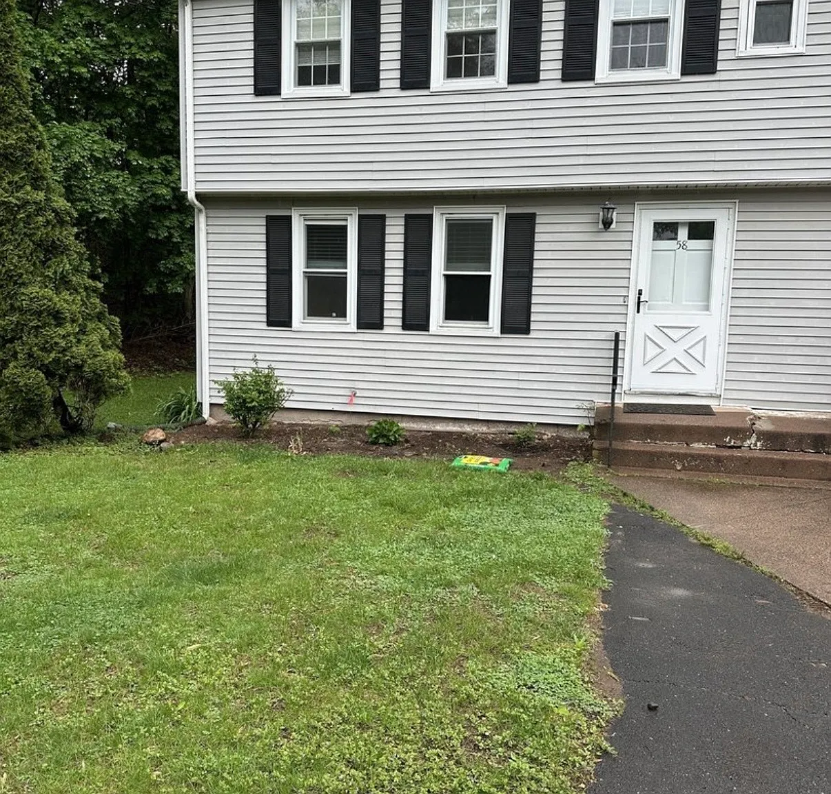 3 bed, 1.5 bath, 1224 sqft, $2,700 — Photo 1