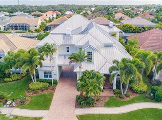 557 Fore Dr, Bradenton, FL 34208