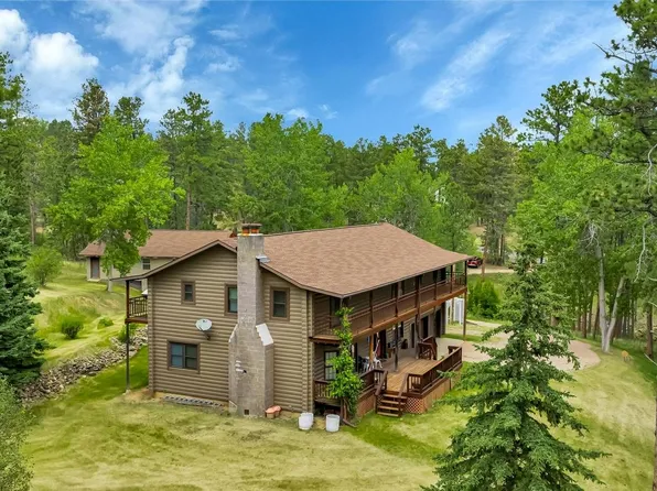 8205 Red Deer Rd, Rapid City, SD 57702