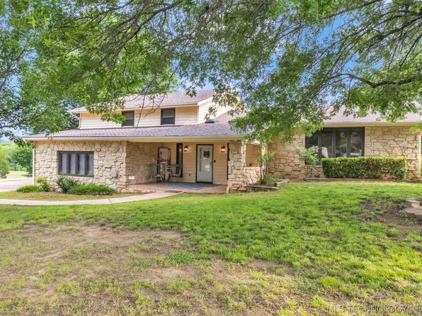 3213 W 69th Ct, Tulsa, OK 74132