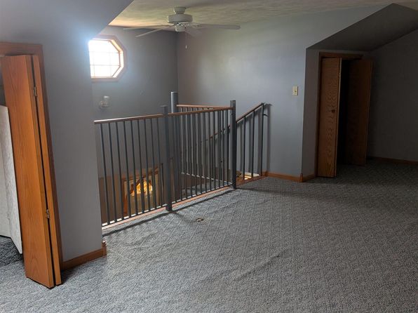 413 1400 County Rd, Dorchester, NE 68343