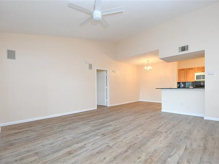14214 Fredricksburg Dr #108 — Photo 8