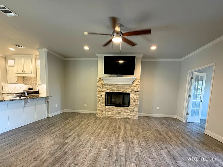 6811 Tatum Cir — Photo 3