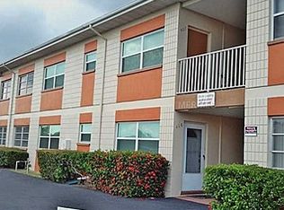 5300 4th St N APT 404, Saint Petersburg, FL 33703