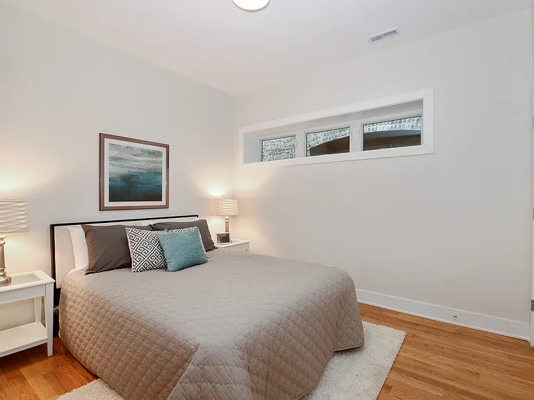 4639 N Broadway St #203 — Photo 6