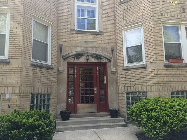 1st image of 3131 W Leland Ave #1