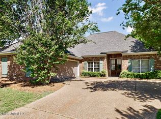 202 Calhoun Dr, Madison, MS 39110