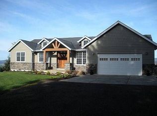 3880 Redwood Way, Tillamook, OR 97141