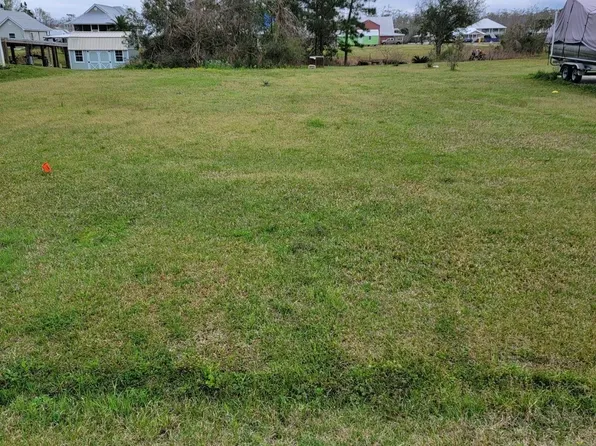 17138 Tchula Dr, Springfield, LA 70462