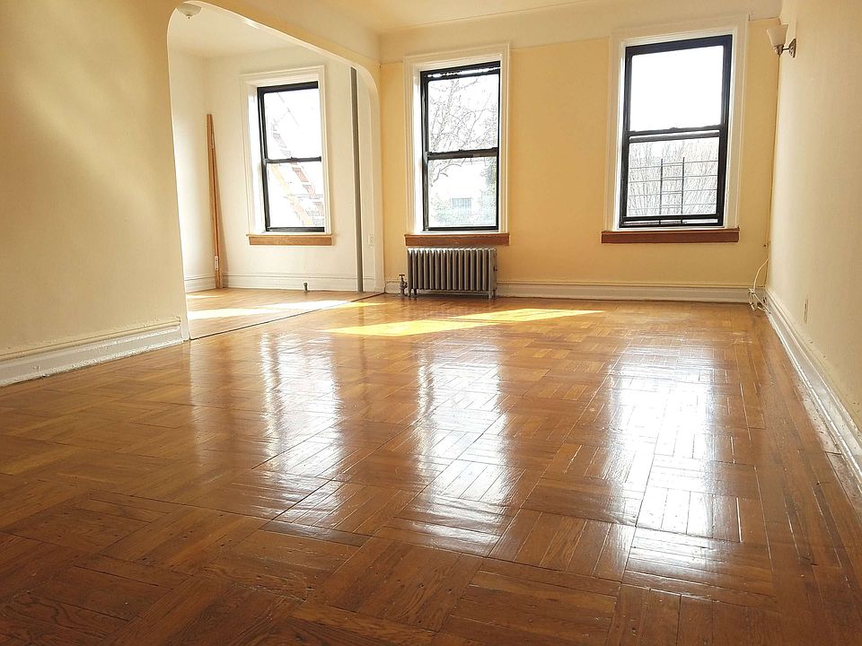 1st image of 4115 45th St APT 3R