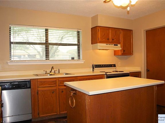 5th image of 1329 Timberwood Trl