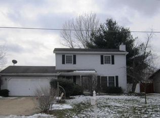 901 4h Rd, Ottawa, IL 61350