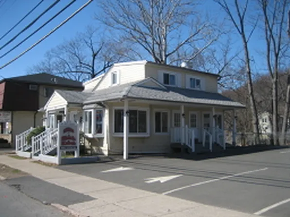 932 McBride Ave, Woodland Park, NJ 07424