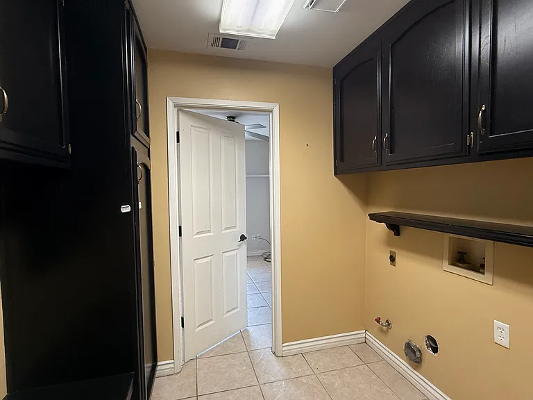 9409 High Oak Dr — Photo 21