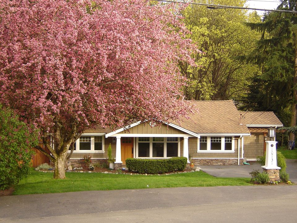 1st image of 10731 NE 28th St