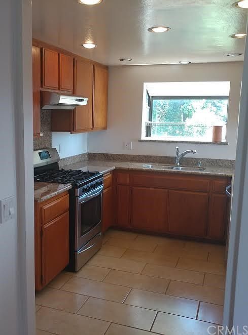 2nd image of 850 W 157th St APT 18