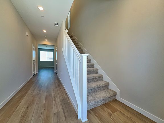 4th image of 8261 Mincey Way