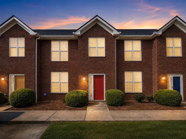 522 S 1st St, Clarksville, TN 37040