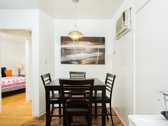 2nd image of 600 Kelton Ave APT 5
