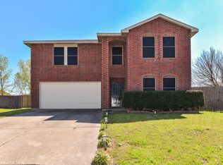 6076 Crescenzio Dr, Grand Prairie, TX 75052