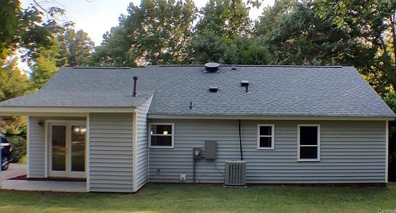 4th image of 7605 King Richard Ct
