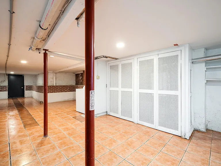 28 Jones St — Photo 24