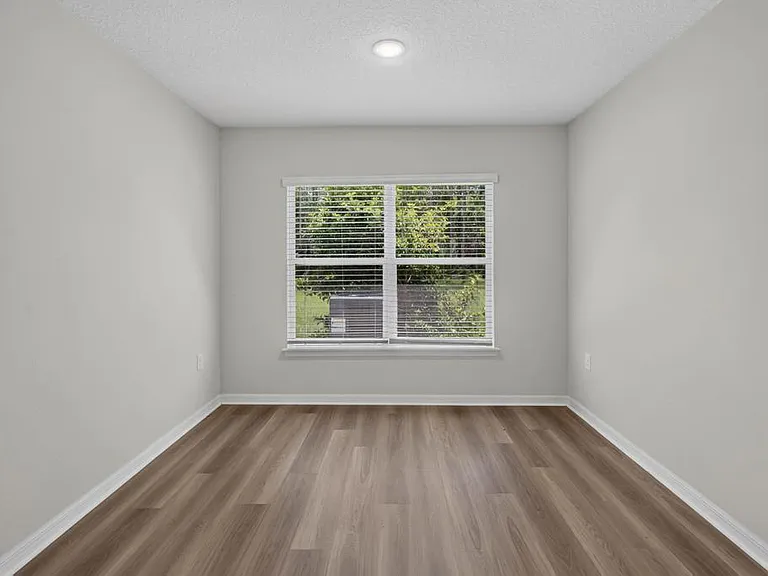 129 Wellwood Laneunit #B — Photo 19