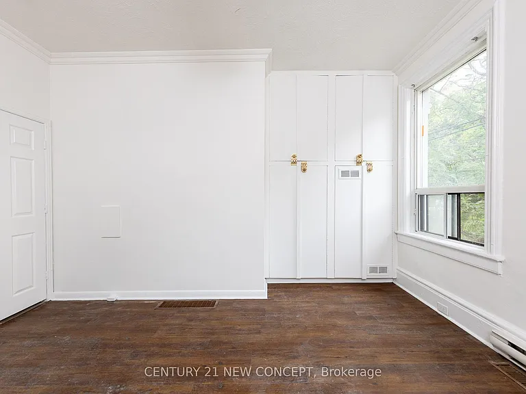 295 Queen St E #2 — Photo 11