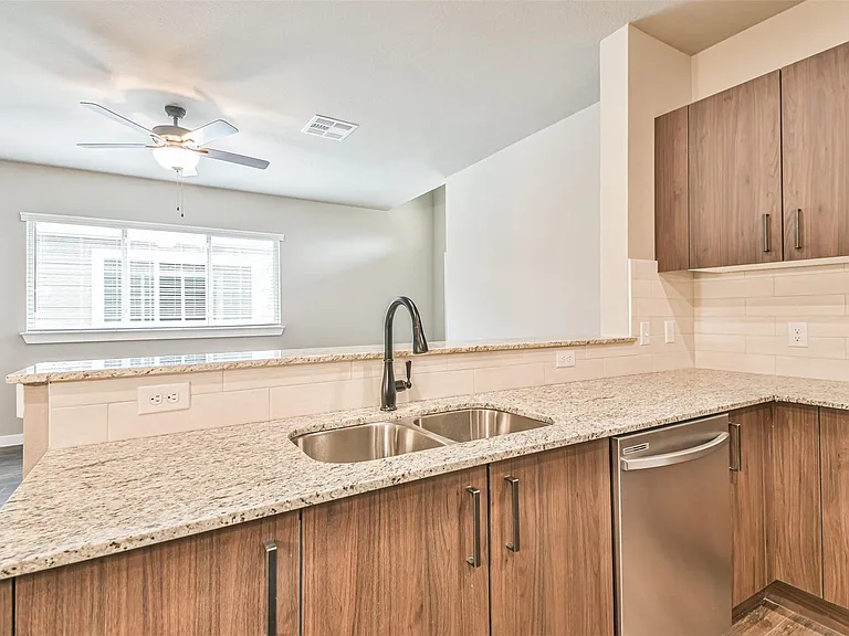 25105 Pacific Wren Dr — Photo 15