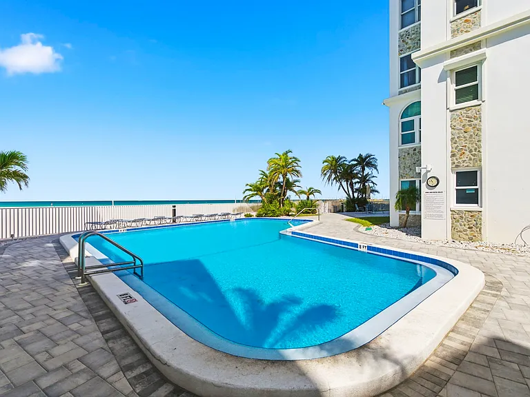 4950 Gulf Blvd #608 — Photo 39