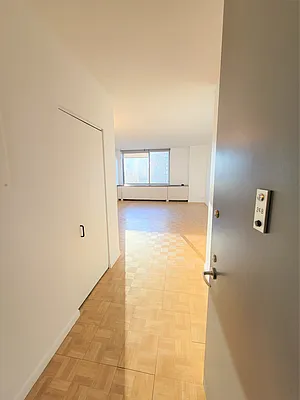 Rented by Oxford Property Group | media 14