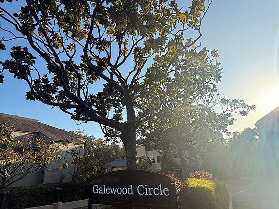 5th image of 128 Galewood Cir