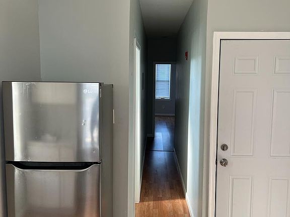 2nd image of 3637 N 19th St Floor 3