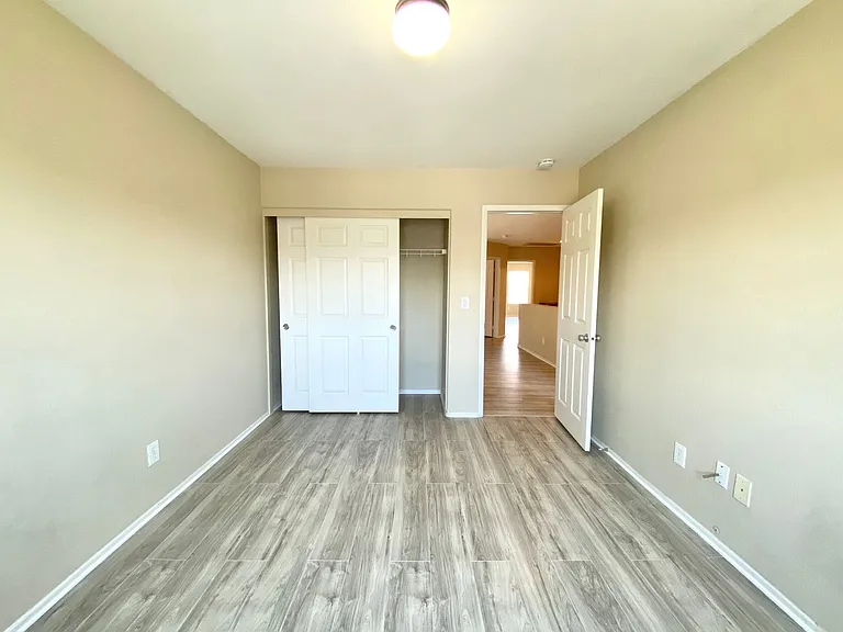 6486 W Eldorado Ln — Photo 21