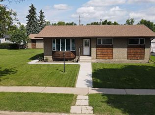 4725 43rd Ave, Bonnyville, AB T9N 1N5