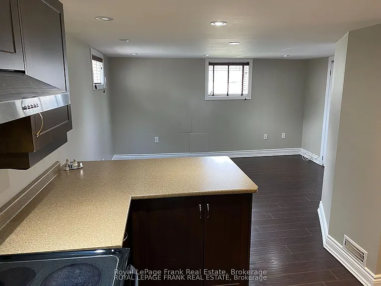 459 Colborne St E #BASEMENT — Photo 8