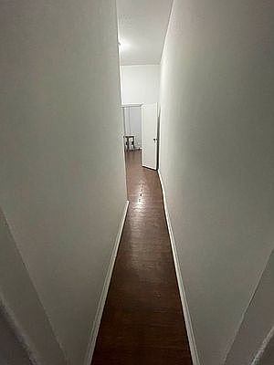 3rd image of 147 E 97th St APT 1W