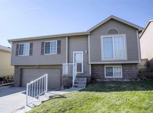 18665 Borman St, Omaha, NE 68135